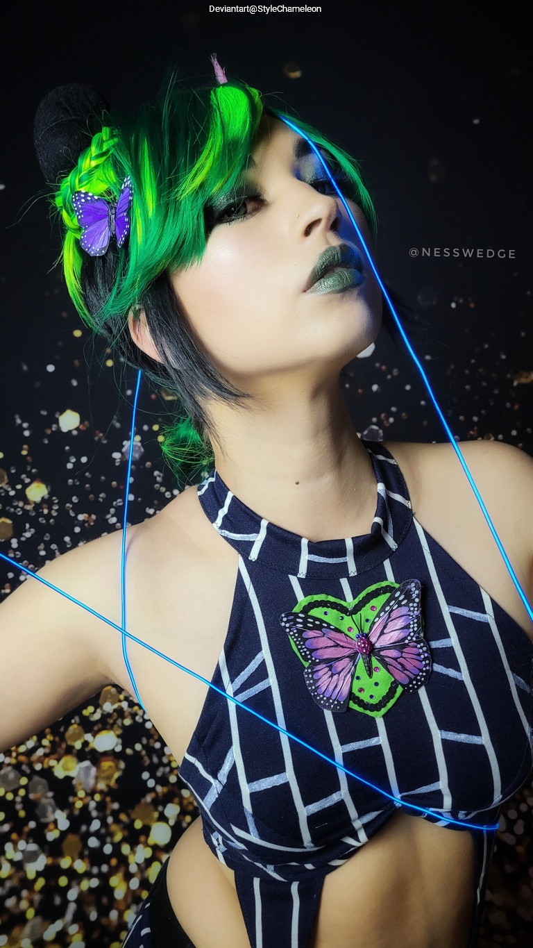 JoJos Bizarre Adventure - Jolyne Cujoh (JoJo) Cosplay full body portrait