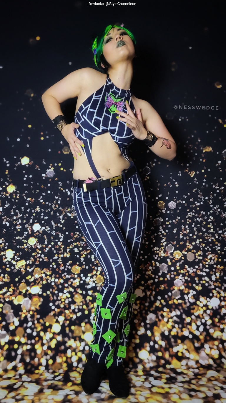 JoJos Bizarre Adventure - Jolyne Cujoh (JoJo) Cosplay character costume portrait