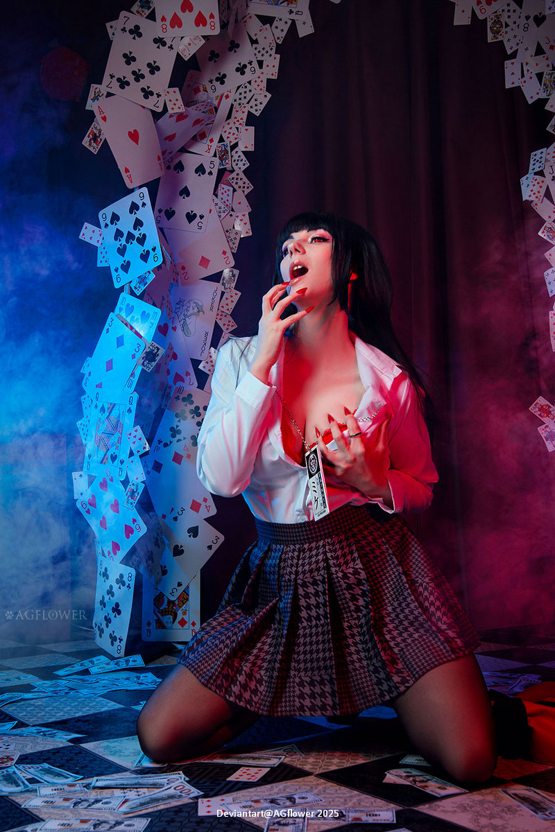 Kakegurui - Compulsive Gambler - Yumeko Jabami Cosplay full length photo