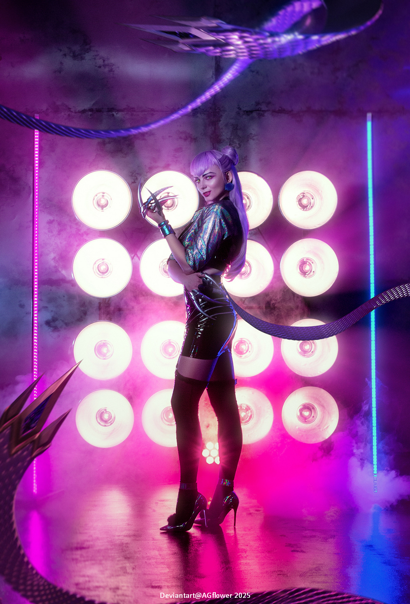 League of Legends - Evelynn (Agonys Embrace) (KDA All Out) Cosplay full length photo