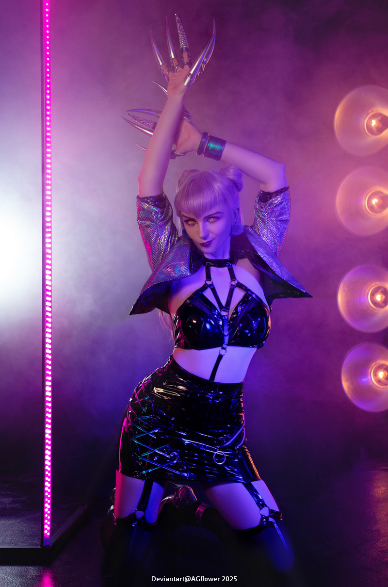 League of Legends - Evelynn (Agonys Embrace) (KDA All Out) Cosplay character costume portrait