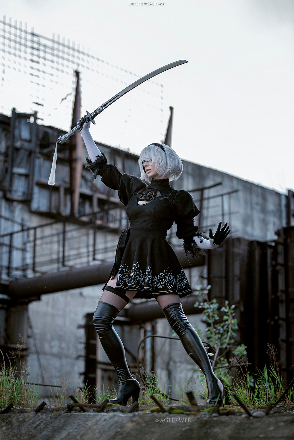 NieR AutomatA - 2B (YoRHa No.2 Type-B) Cosplay full body character photo
