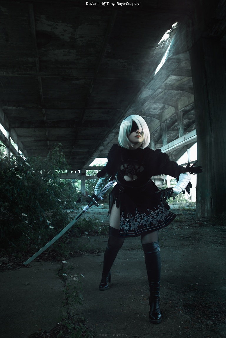 NieR AutomatA - 2B (YoRHa No.2 Type-B) Cosplay full body character photo