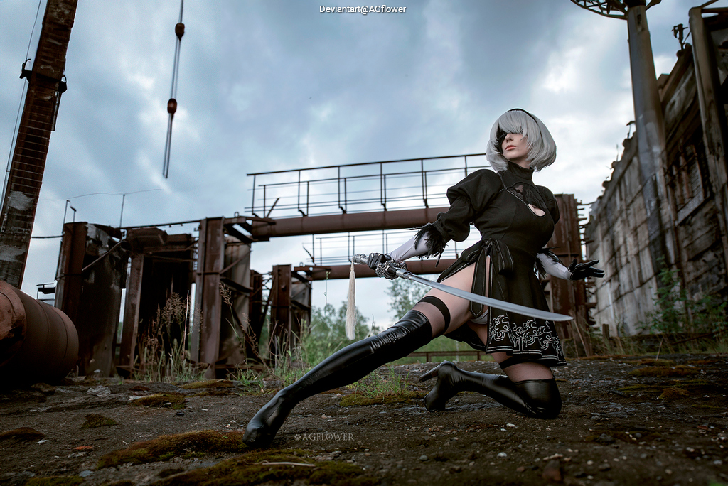 NieR AutomatA - 2B (YoRHa No.2 Type-B) Cosplay full length photo
