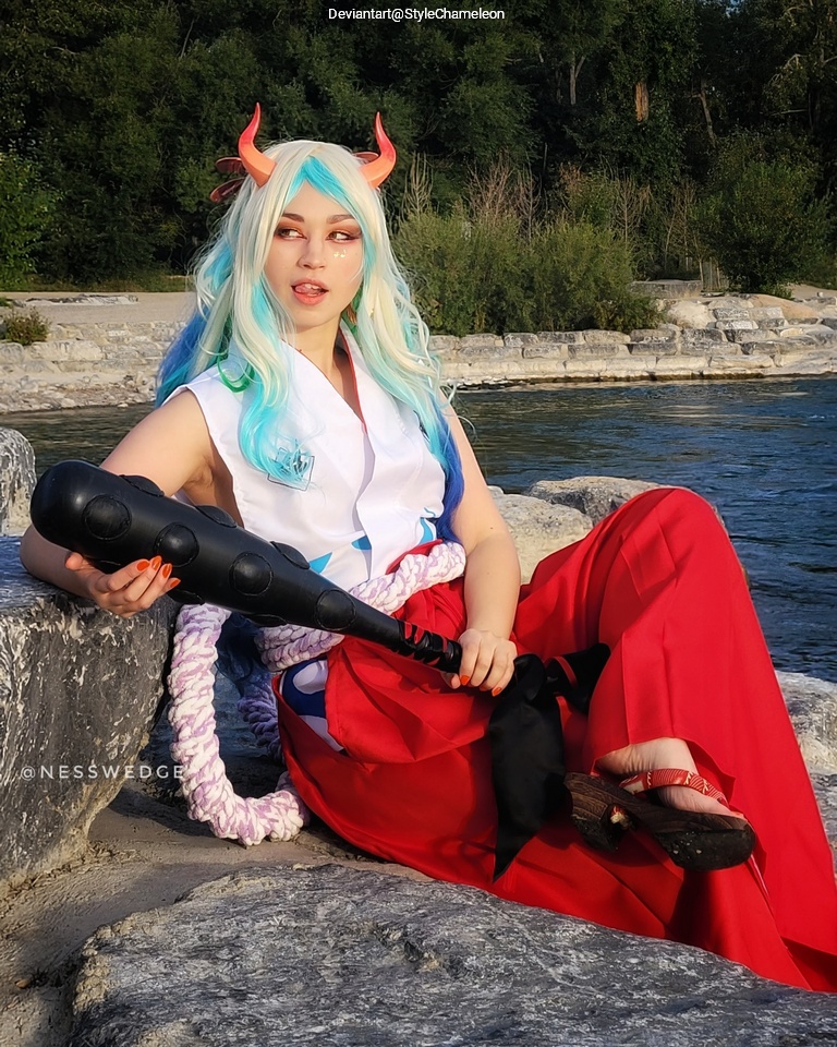 One Piece - Yamato (Kozuki Oden) (Oni Princess) Cosplay costume showcase portrait