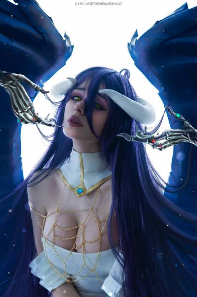 Overlord - Albedo Cosplay