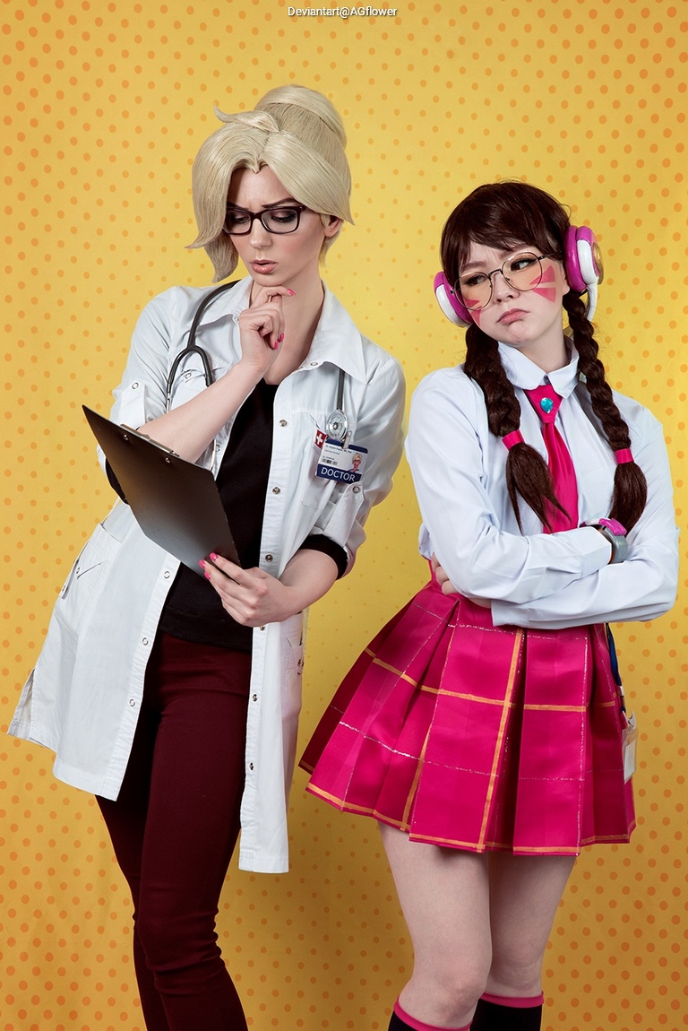Overwatch - Angela Ziegler (Mercy) (The Guardian Angel) (Doctor) & Hana Song (D.Va) (The MEKA Pilot) Cosplay full length photo