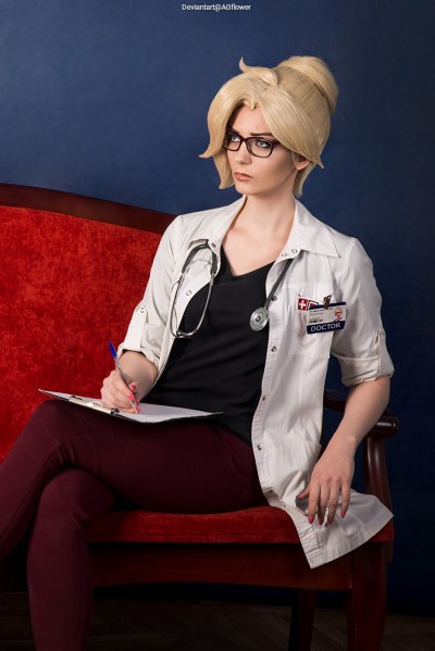 Overwatch - Angela Ziegler (Mercy) (The Guardian Angel) (Doctor) Cosplay