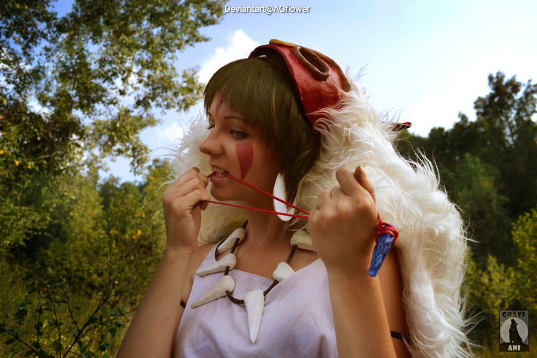 Princess Mononoke - San (Wolf Girl) Cosplay full body character photo