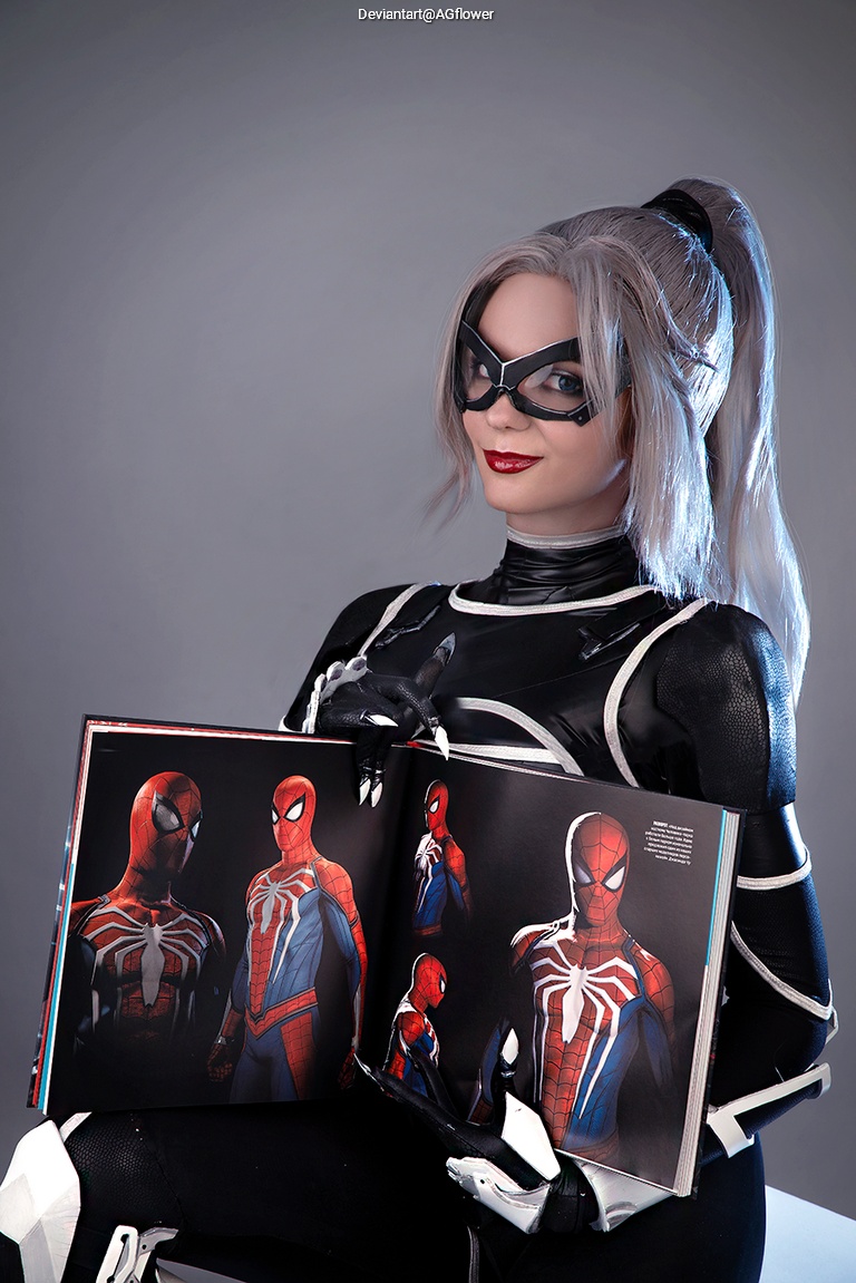 Spider-Man - Felicia Hardy (Black Cat) Cosplay full body portrait