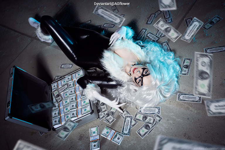 Spider-Man - Felicia Hardy (Black Cat) Cosplay character costume portrait