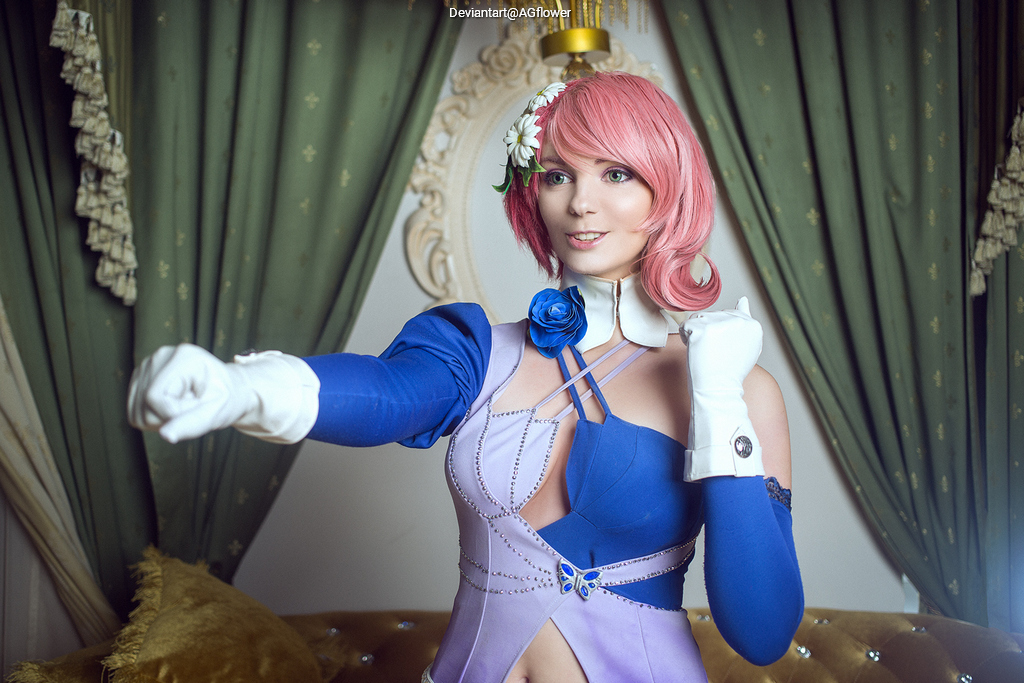 Tekken 6 - Bloodline Rebellion - Alisa Bosconovitch (Alisa) (The Android with a Heart) Cosplay full body character photo
