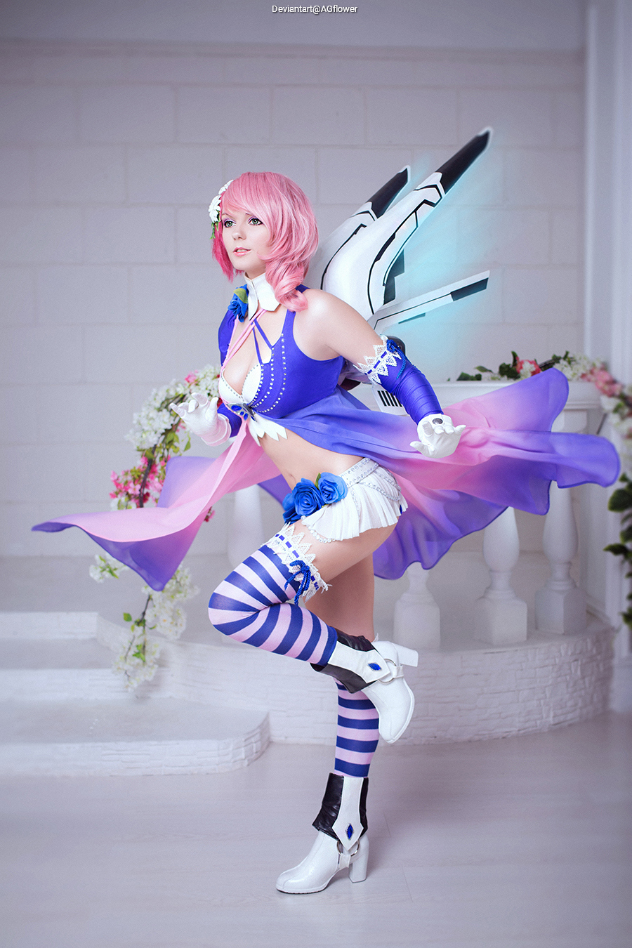 Tekken 6 - Bloodline Rebellion - Alisa Bosconovitch (Alisa) (The Android with a Heart) Cosplay full length character portrait