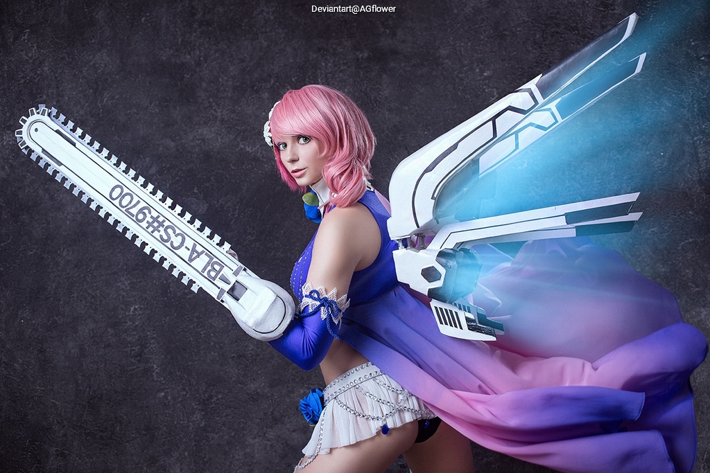 Tekken 6 - Bloodline Rebellion - Alisa Bosconovitch (Alisa) (The Android with a Heart) Cosplay character costume portrait
