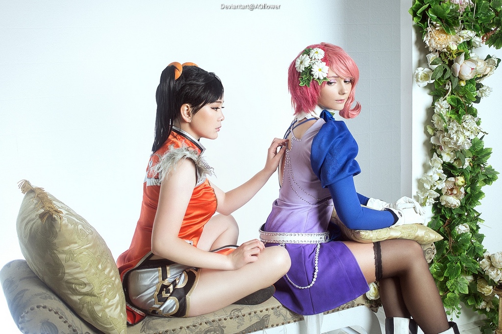 Tekken 6 - Bloodline Rebellion - Alisa Bosconovitch (The Android with a Heart) & Ling Xiaoyu (The Dancing Phoenix) Cosplay full body character photo