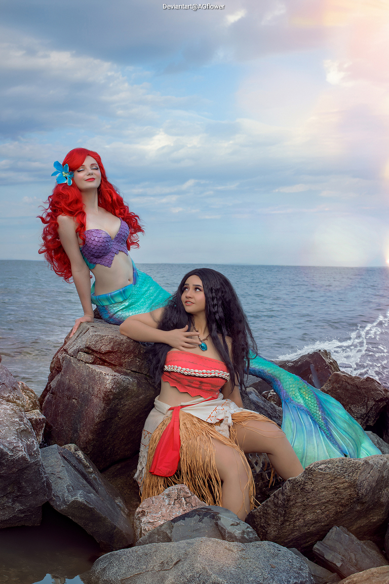 The Little Mermaid - Ariel & Moana Waialiki Cosplay full body portrait
