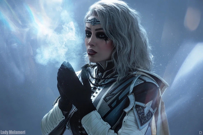 Baldurs Gate 3 - Isobel Thorm Cosplay full length photo