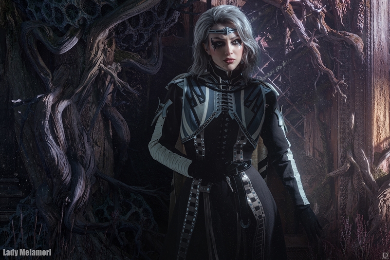 Baldurs Gate 3 - Isobel Thorm Cosplay full length photo