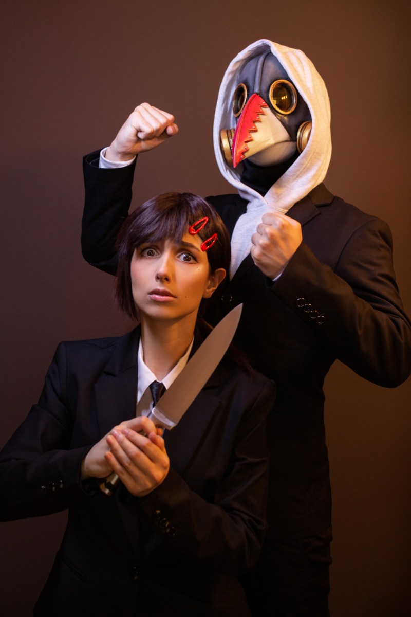 Chainsaw Man - Kobeni Higashiyama & Galgali (Violence Fiend) Cosplay full body portrait