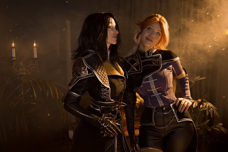 Clair Obscur - Expedition 33 - Maelle (Alicia) & Lune Cosplay full body character photo