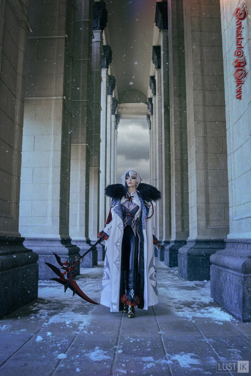 Genshin Impact Arlecchino Cosplay 4 1