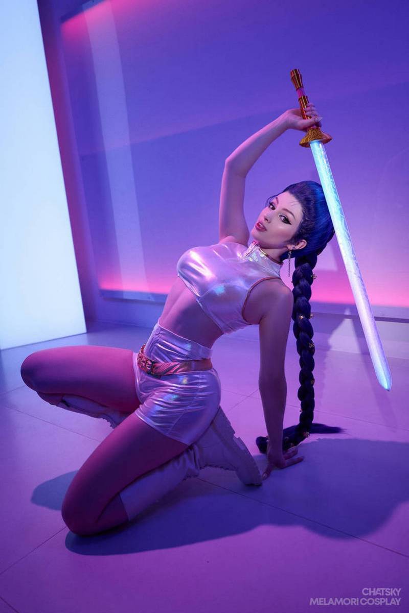 KPop Demon Hunters - Rumi Kang Cosplay full body portrait