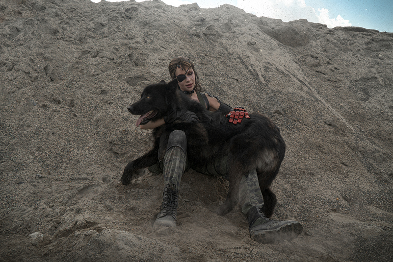 Metal Gear Solid 5 - The Phantom Pain - Venom Snake Cosplay - light aesthetic Metal Gear Solid 5 - The Phantom Pain - Venom Snake Cosplay - light aesthetic