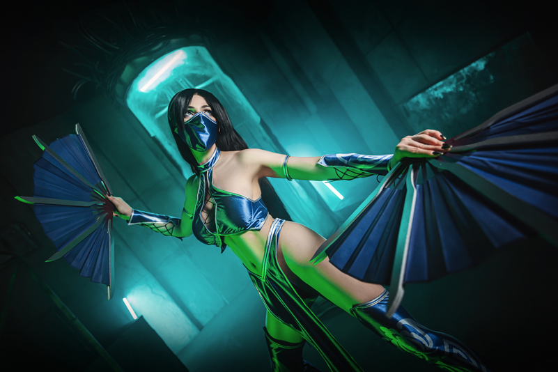 Mortal Kombat - Remake - Kitana Cosplay - premium character study