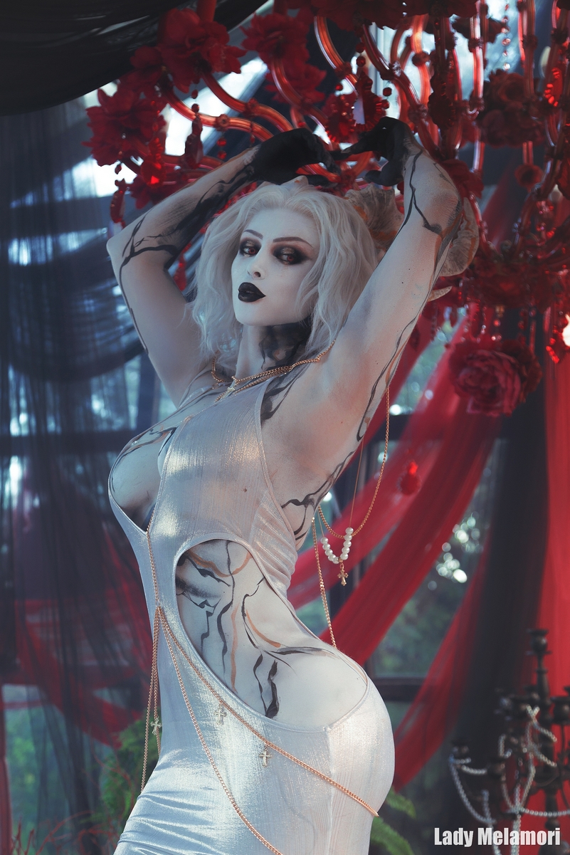 Queen of the Dead Original Vision Cosplay - suggestive shot
