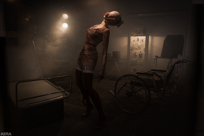Silent Hill Nurse Cosplay 15
