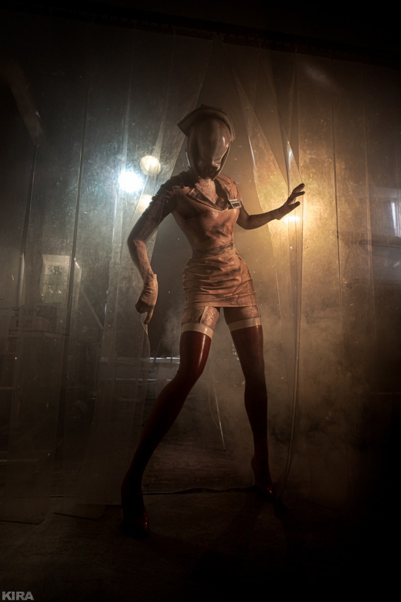 Silent Hill Nurse Cosplay 7