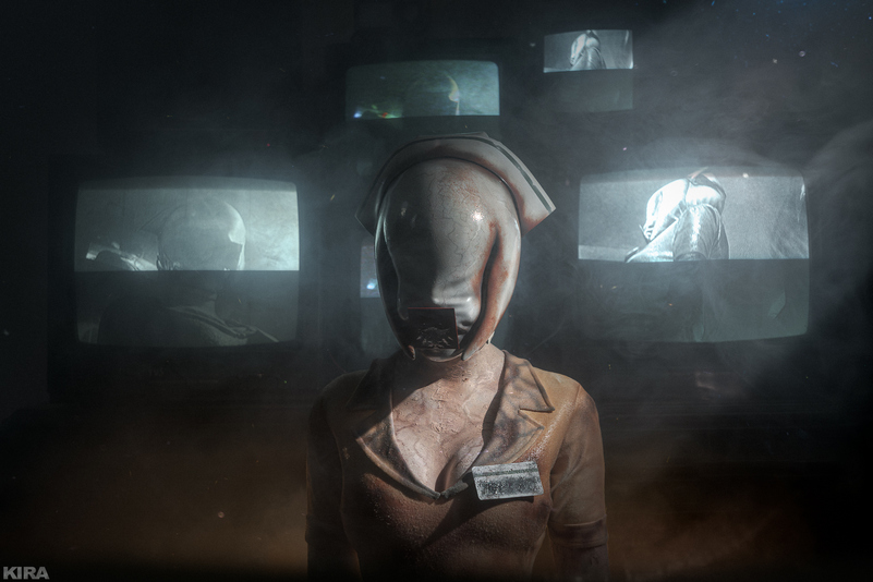 Silent Hill Nurse Cosplay 9