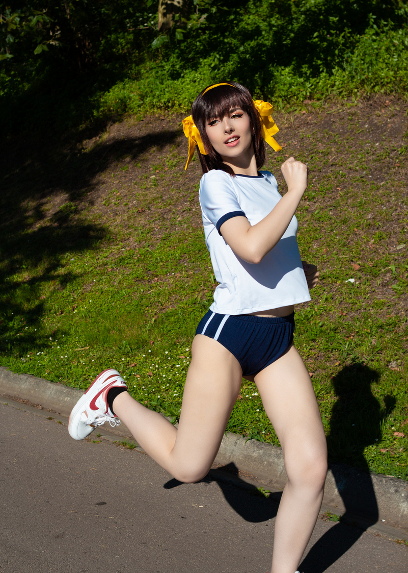 The Disappearance of Haruhi Suzumiya - Haruhi Suzumiya (School Sports Uniform) Cosplay costume showcase portrait