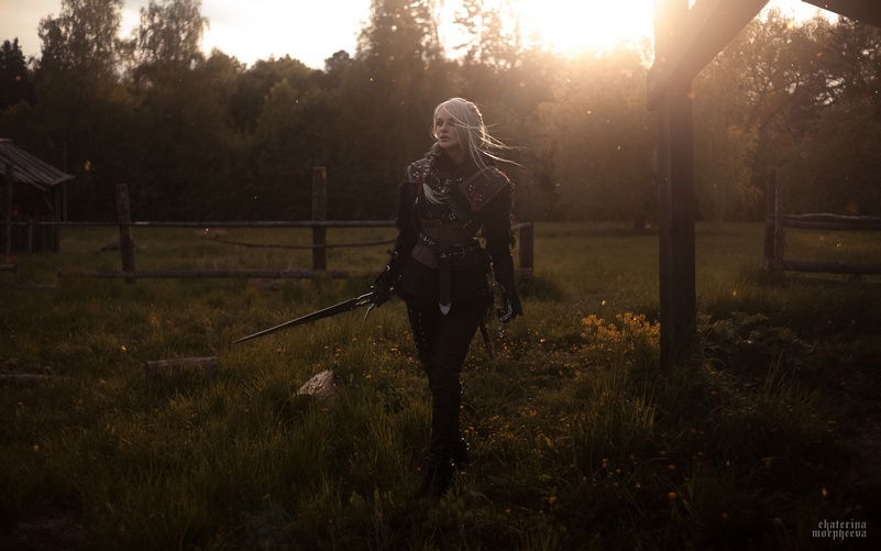 The Witcher 4 - Ciri (Cirilla Fiona Elen Riannon) Cosplay full body character photo