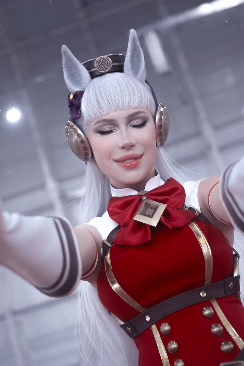 Umamusume - Pretty Derby - Tokai Teio Cosplay - full length port. Umamusume - Pretty Derby - Tokai Teio Cosplay - full length port.
