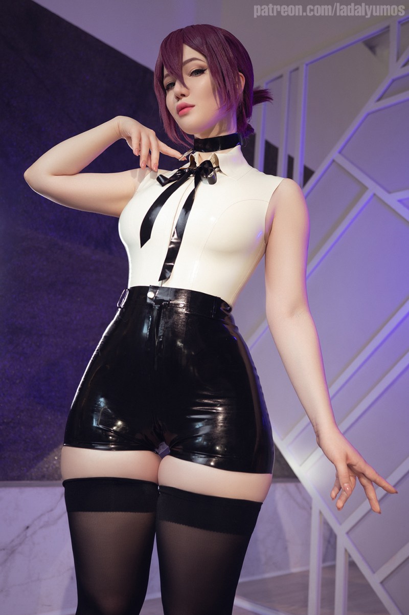 Chainsaw Man Reze (Bomb Devil) Cosplay 3