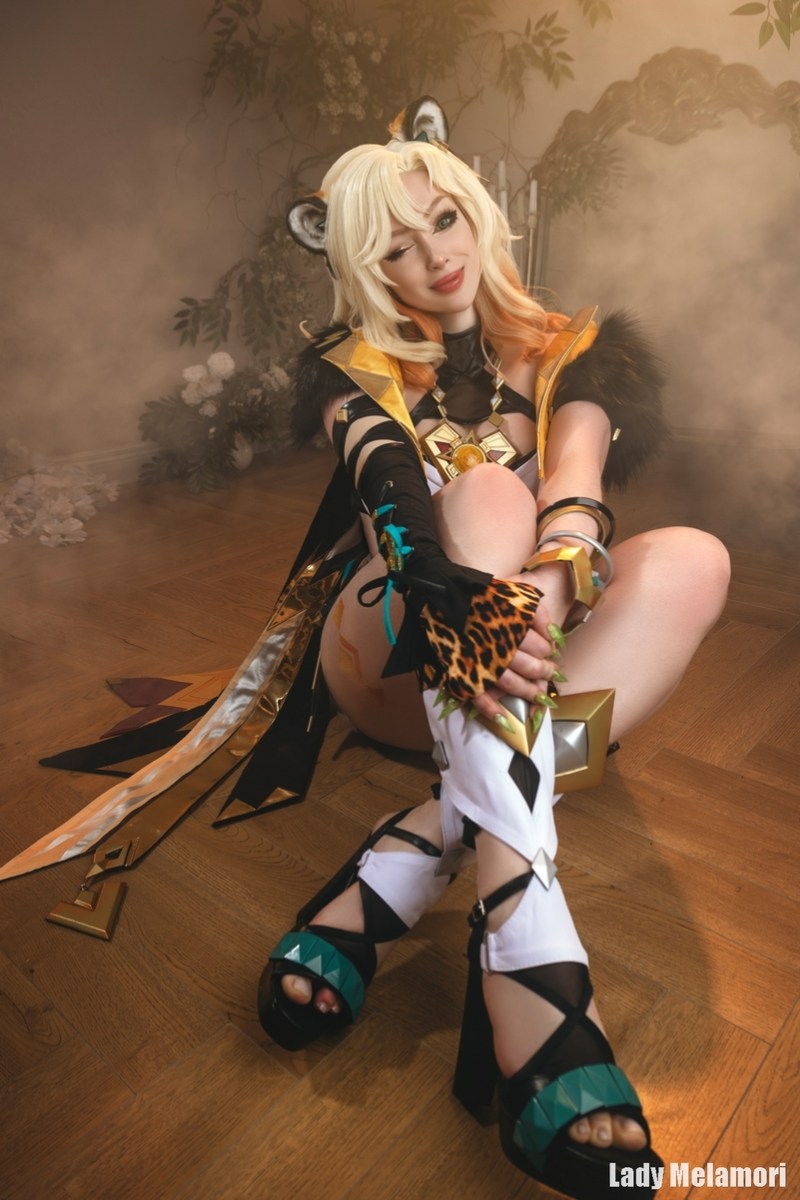Genshin Impact - Xilonen Cosplay character portrait photography