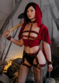 Red Riding Hood - Valerie (Lingerie) Cosplay