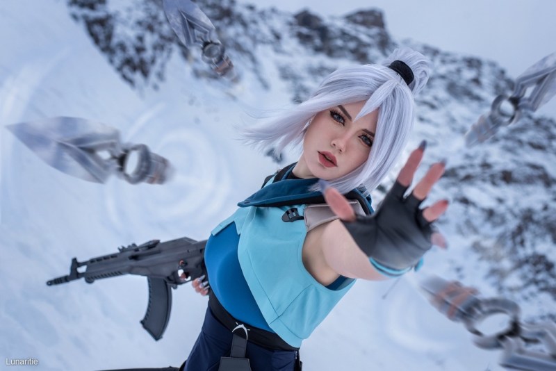 Valorant - Han Sunwoo (Jett) Cosplay character portrait photography