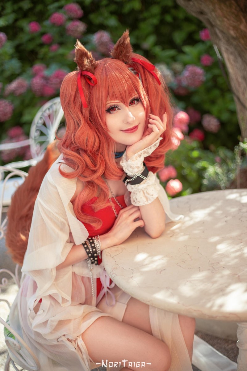 Arknights - Angelina Cosplay - MartinaEdelstein #01 - delicate character portrait Arknights - Angelina Cosplay - MartinaEdelstein #01 - delicate character portrait