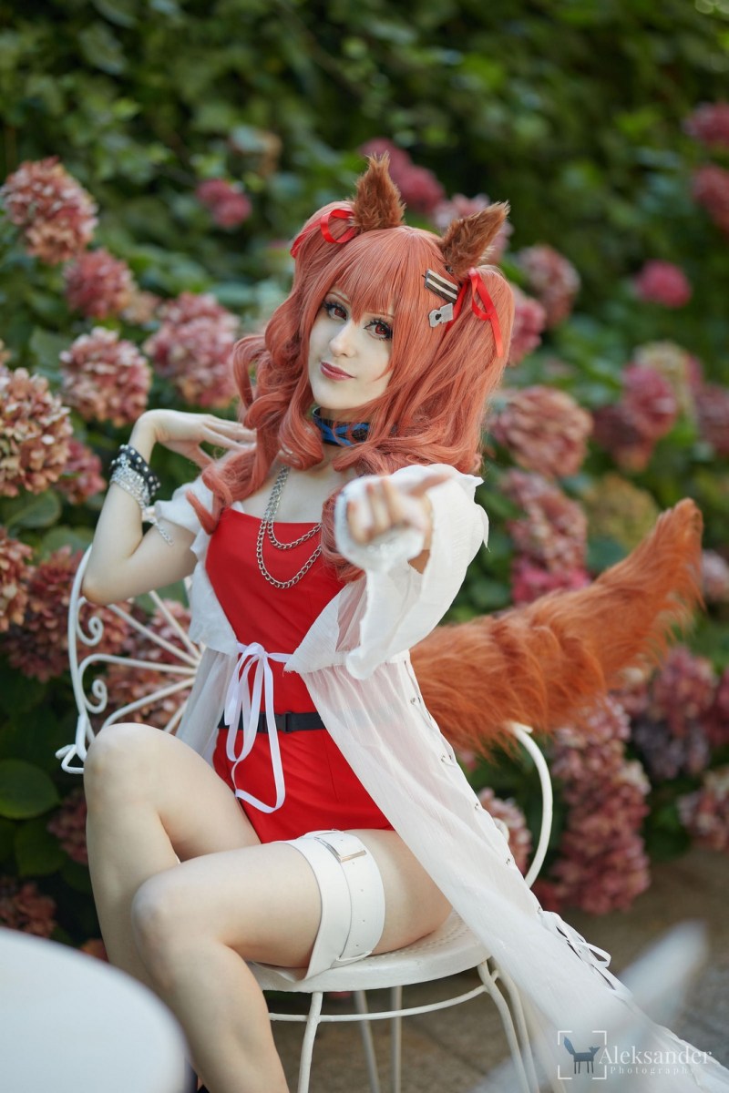 Arknights - Angelina Cosplay - MartinaEdelstein #03 - gentle costume showcase Arknights - Angelina Cosplay - MartinaEdelstein #03 - gentle costume showcase