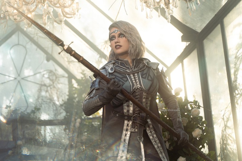 Baldurs Gate 3 - Isobel Thorm (Iz) Cosplay full length character portrait