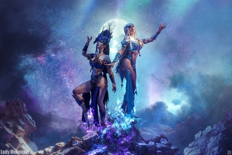 Baldurs Gate 3 - Selune &amp; Shar Cosplay - expressive portrait