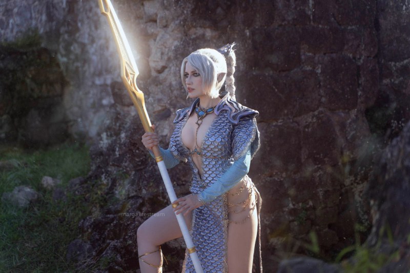 Baldurs Gate 3 - Shadowheart (Jenevelle Hallowleaf) Cosplay character recreation portrait