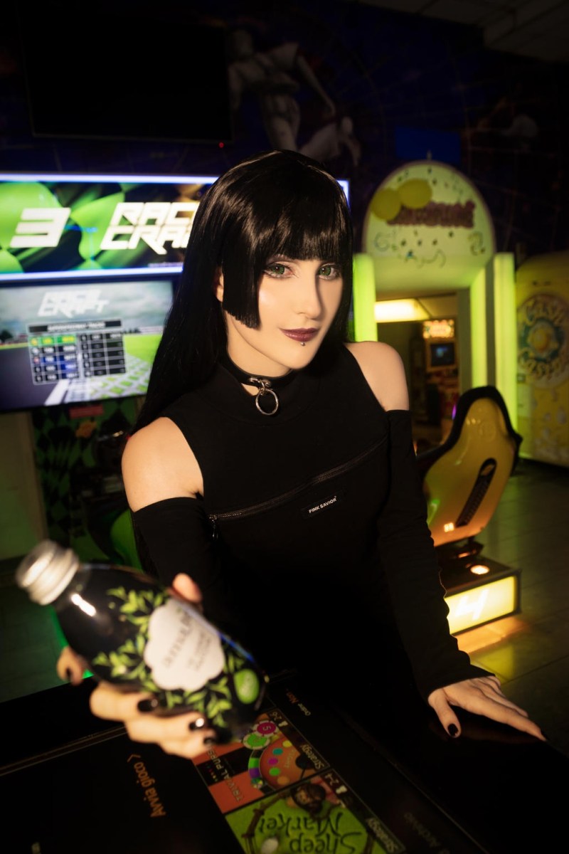 Bocchi the Rock! - PA-san Cosplay - MartinaEdelstein #02 - visual character exploration