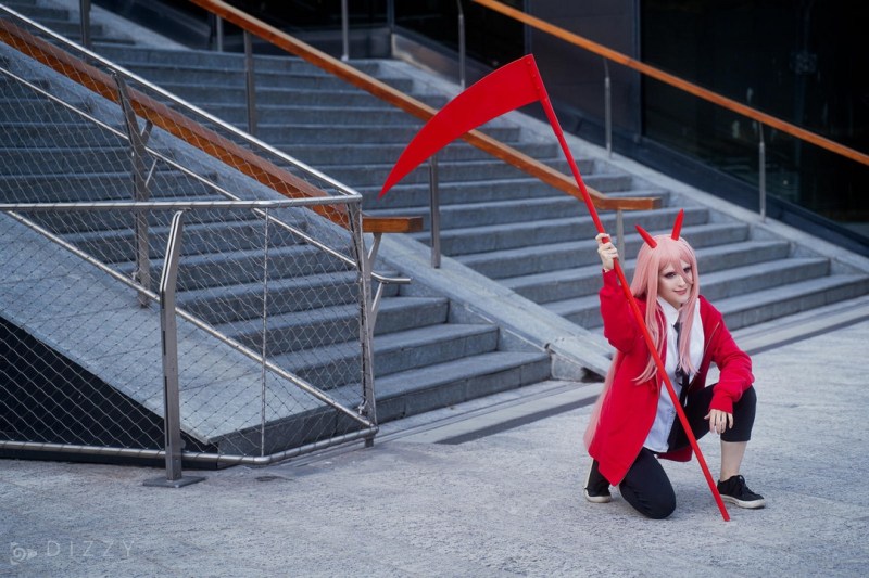 Chainsaw Man - Power (Blood Fiend) Cosplay - expressive portrait