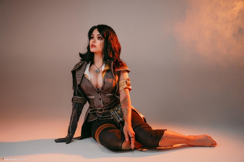 Clair Obscur - Expedition 33 - Lune Cosplay - Kalinkafox #4 - sophisticated portrait Clair Obscur - Expedition 33 - Lune Cosplay - Kalinkafox #4 - sophisticated portrait
