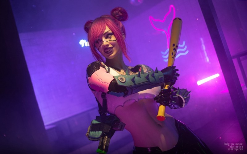 Cyberpunk 2077 - Rita Wheeler Cospay - sophisticated character portrait