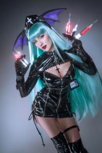 Darkstalkers - Resurrection - Morrigan Aensland (Nurse) Cosplay