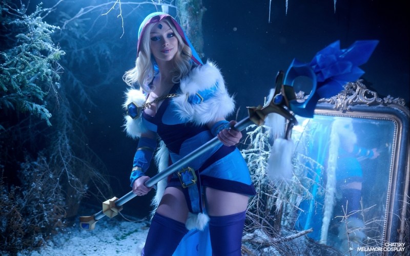 Dota 2 - Rylai (Crystal Maiden) Cosplay - anime character costume photo
